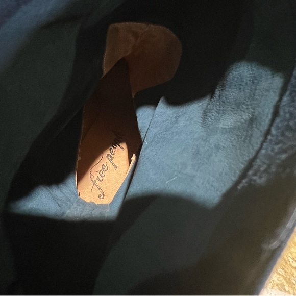 Free People Studded Navy Blue Dakota Distressed Heel Boot 39 - Picture 6 of 14